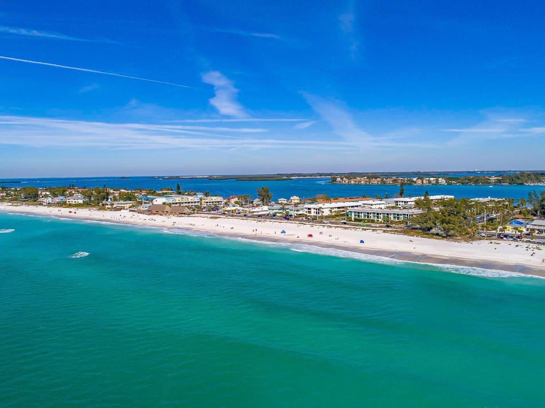 Anna Maria Island Beach Palace Bradenton Beach Exterior photo