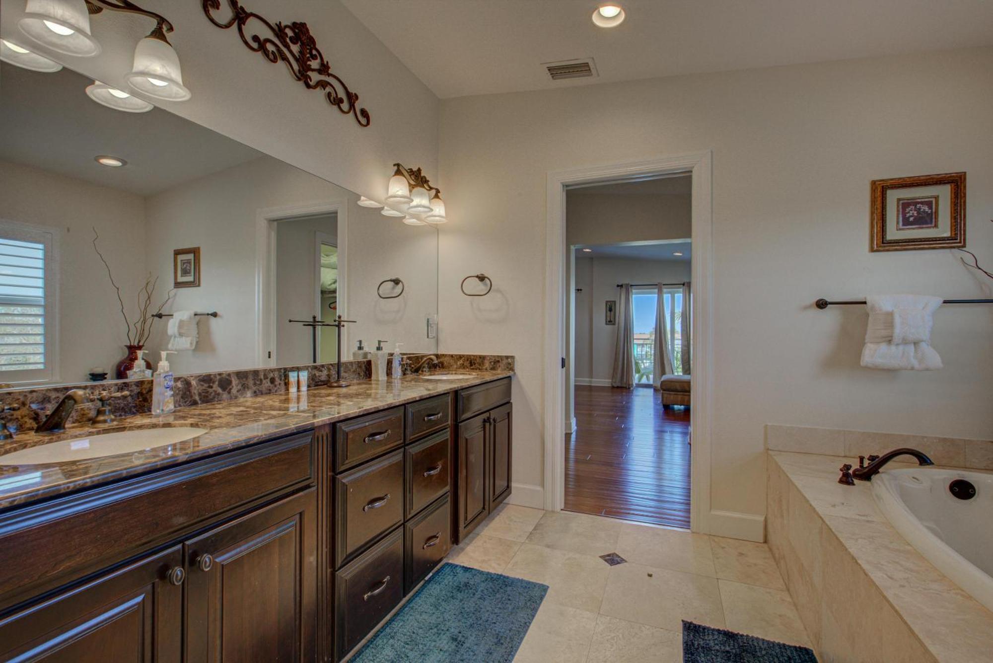 Anna Maria Island Beach Palace Bradenton Beach Exterior photo