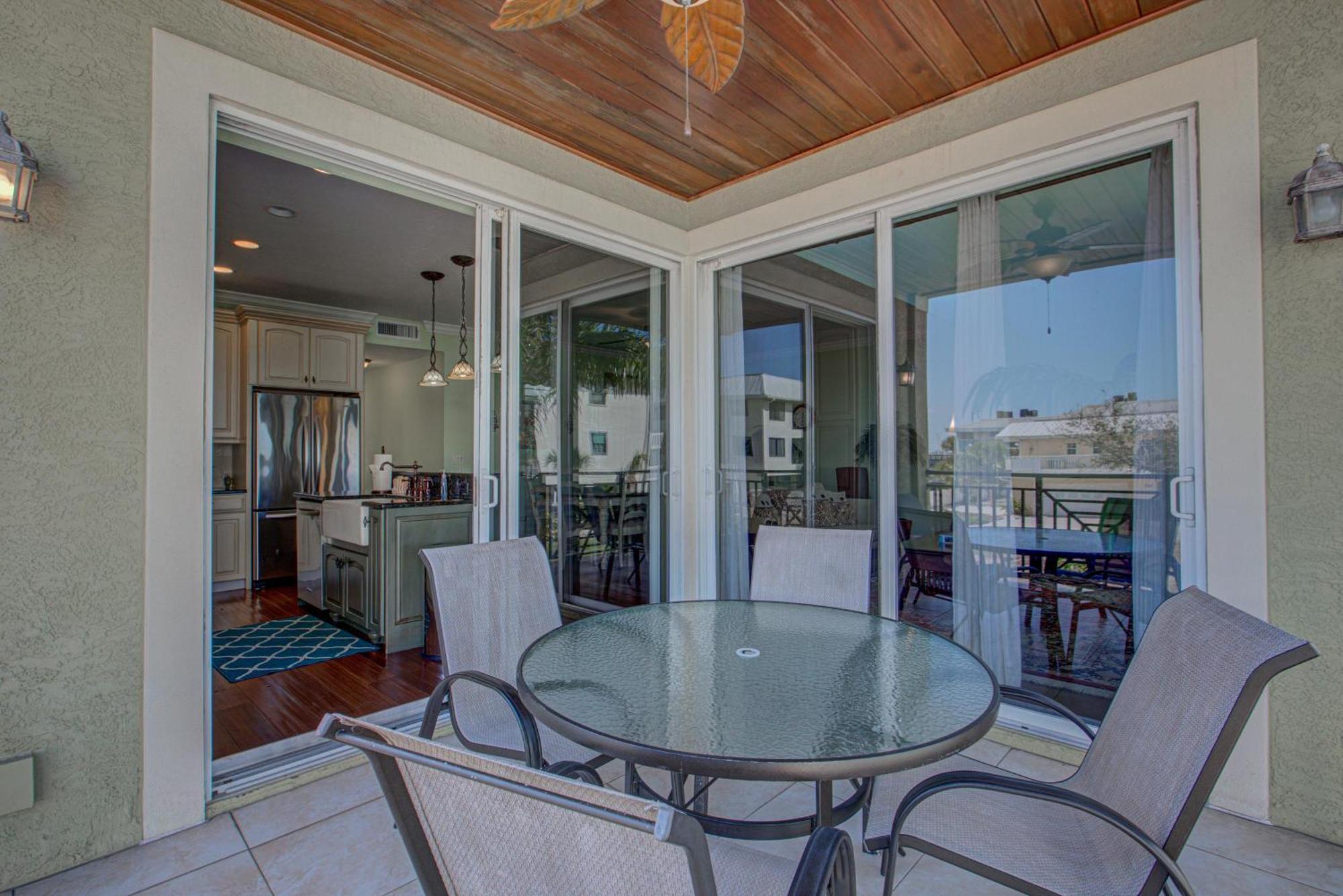Anna Maria Island Beach Palace Bradenton Beach Exterior photo
